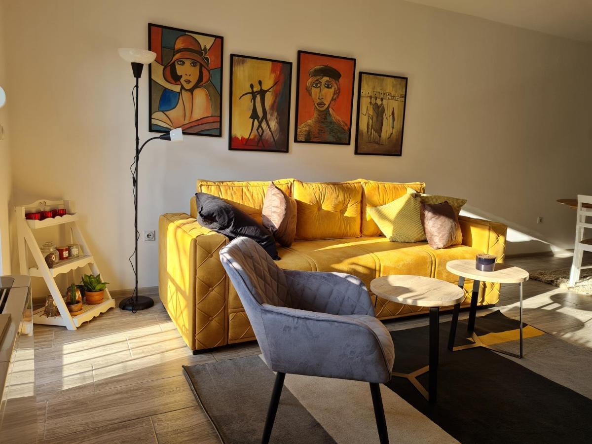 Apartman Karibo Sombor Exterior foto